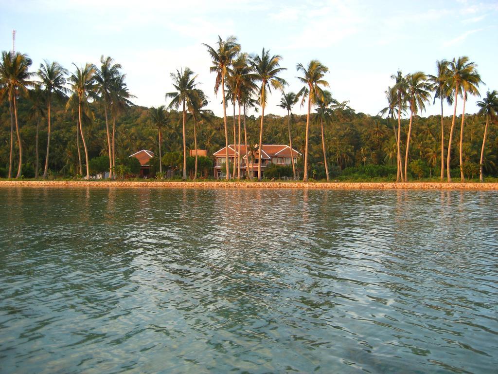Escape Karimunjawa Hotel Semarang Exterior photo
