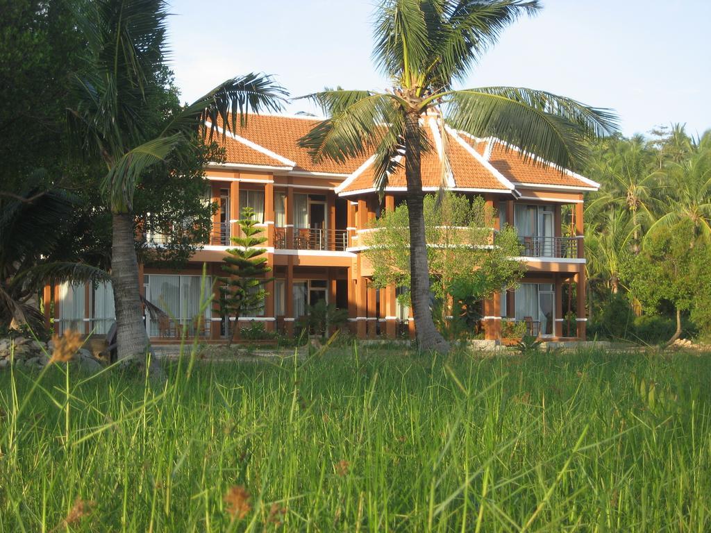 Escape Karimunjawa Hotel Semarang Exterior photo